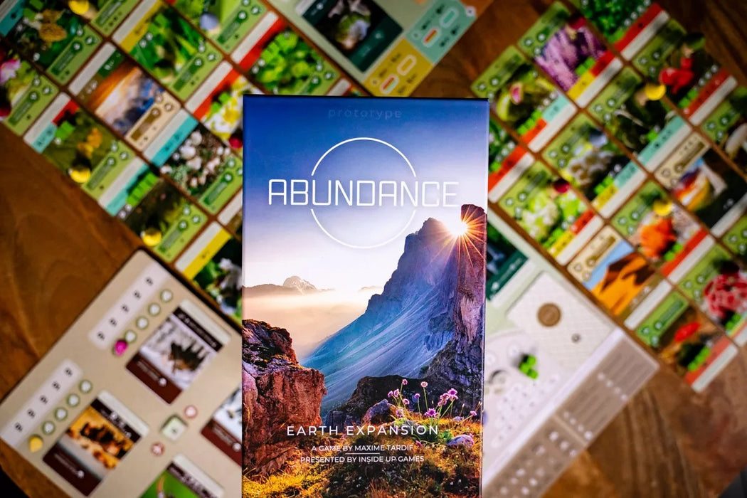 Earth: Abundance + KS Goodies (anglais)